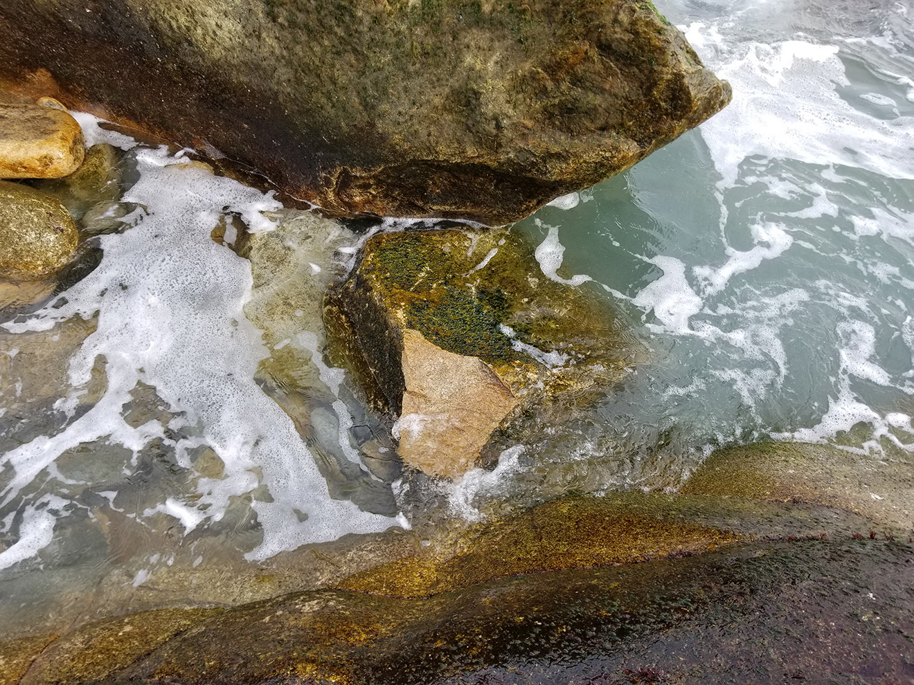 Rhode Island rocks